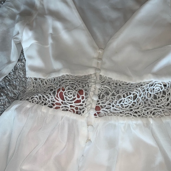 White Tobi dress with see through lace - Picture 3 of 8